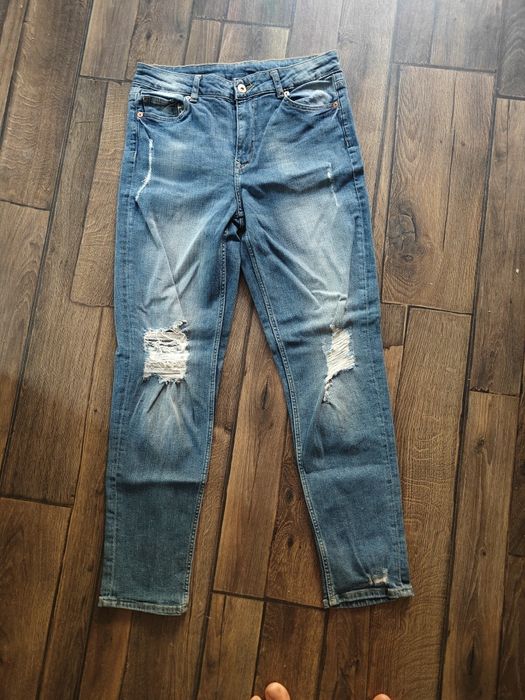 Продавам дамски дънки