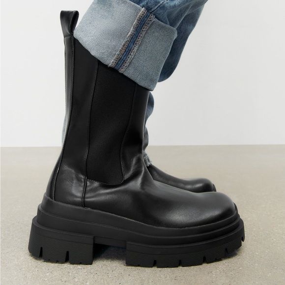 Кожени ботуши Zara