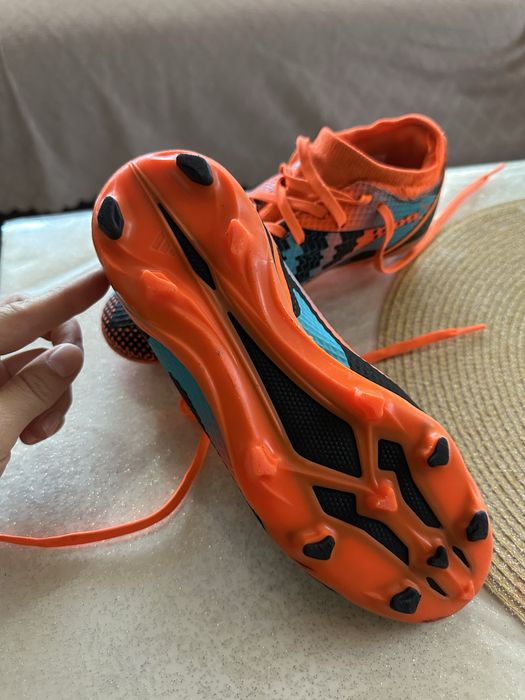 Бутонки Адидас