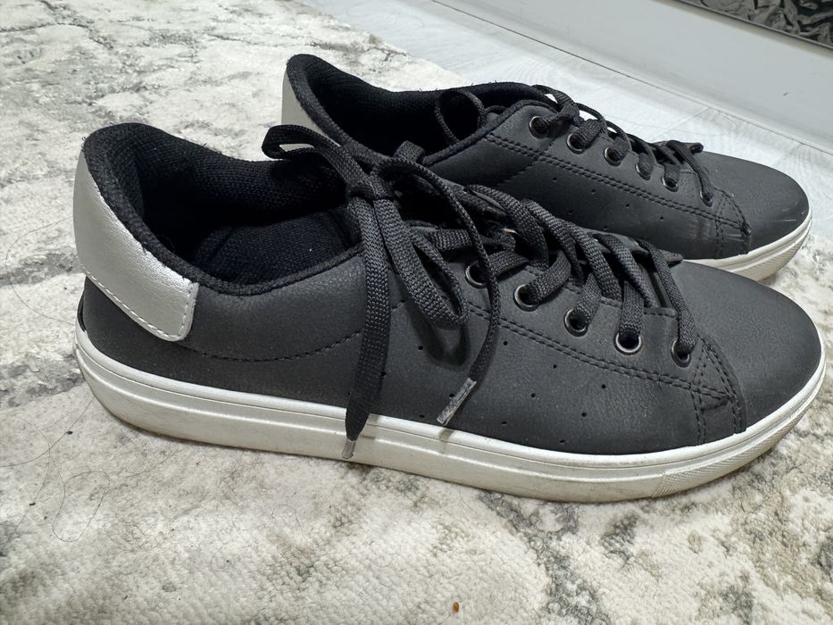 Кеды от Defacto