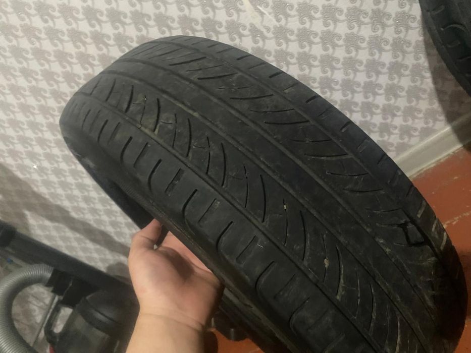 Продам покрышки.