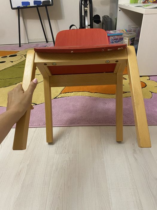 Scaun  din lemn pt copii rosu