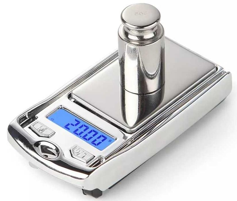 Малка джобна везна, до 200 гр.