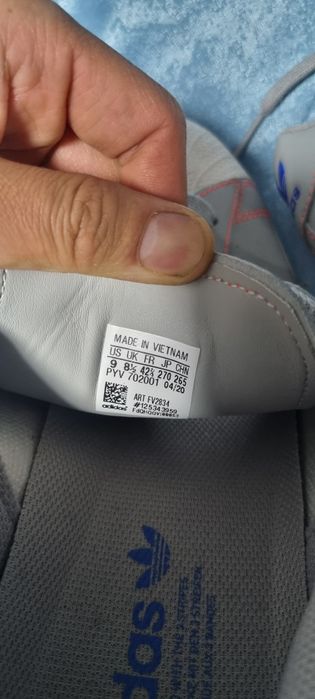 Adidas superstar original 42 size