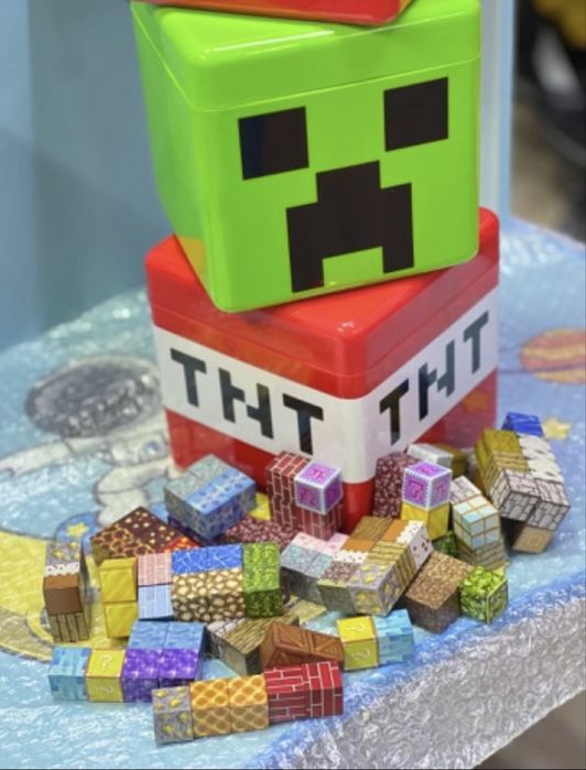 Майнкрафт 240 броя магнитни кубчета с КУТИЯ за съхранение, Minecraft