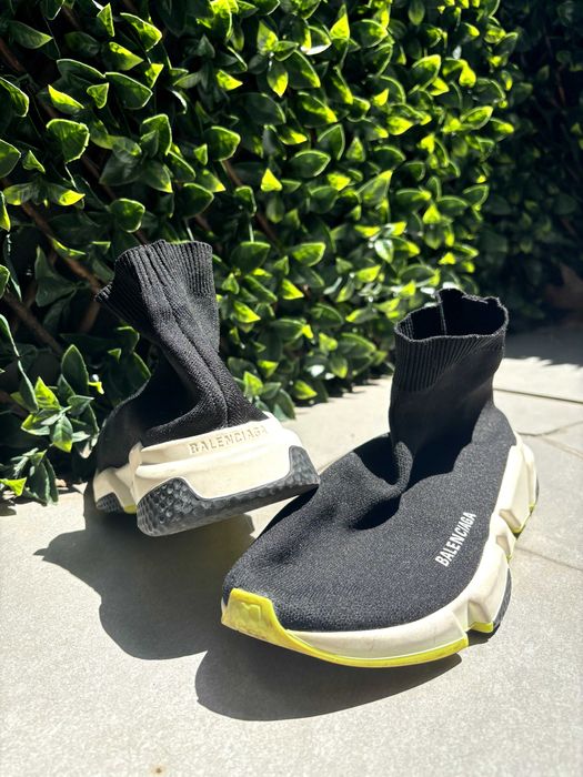 истински balenciaga троен s