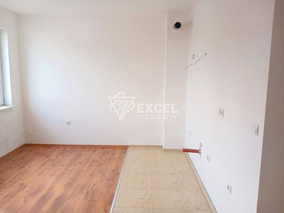 Продава се Едностаен апартамент в к.к. Слънчев бряг - 49 кв.м за 1130 €/кв.м - Снимка #3