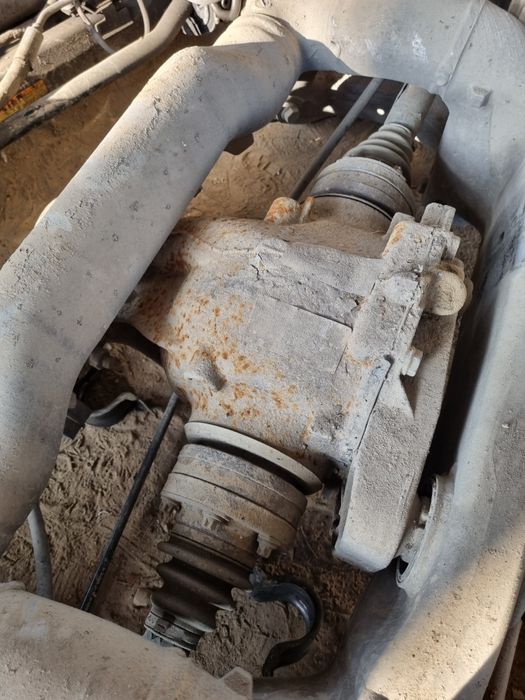 Диференциал за бмв е90 е91 е60 ф10 f10 ф11 f11 e92 e46 e39 e61