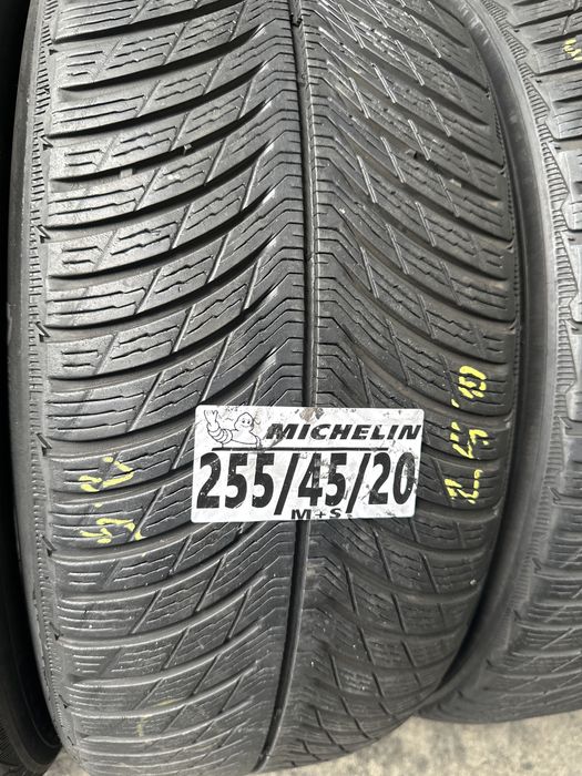 255/45/20 Michelin M+S