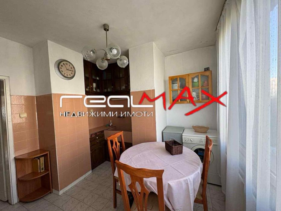 Продава се Тристаен апартамент в Казанлък - 84 кв.м за 1250 €/кв.м - Снимка #4