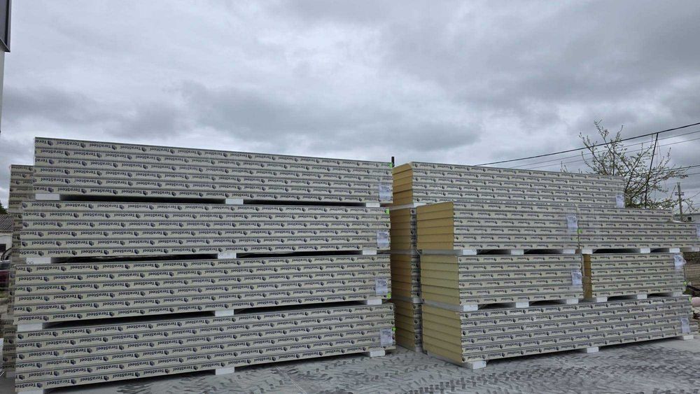 Panouri Sandwich