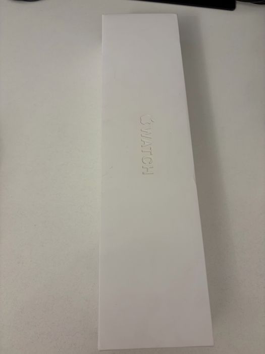 Продам Apple Watch 8