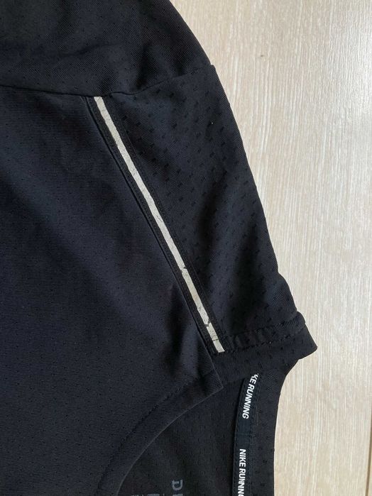 Найк Nike Miler Running Dri Fit мъжка черна тениска размер L