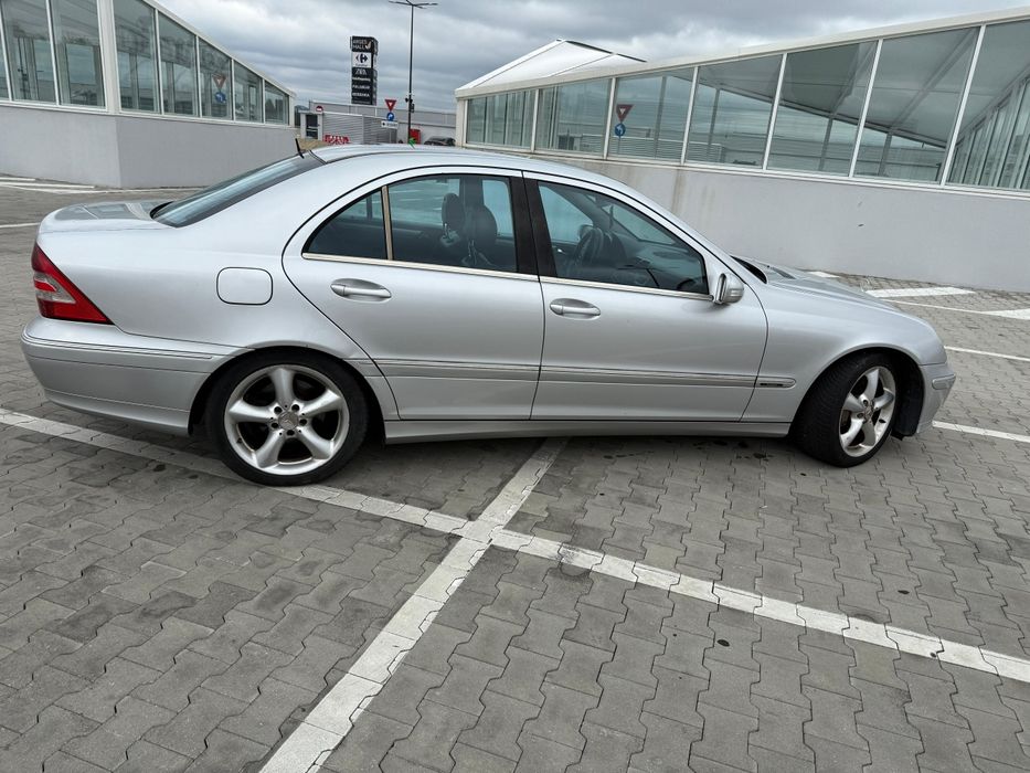 Mercedes Benz C200 Avantgarde