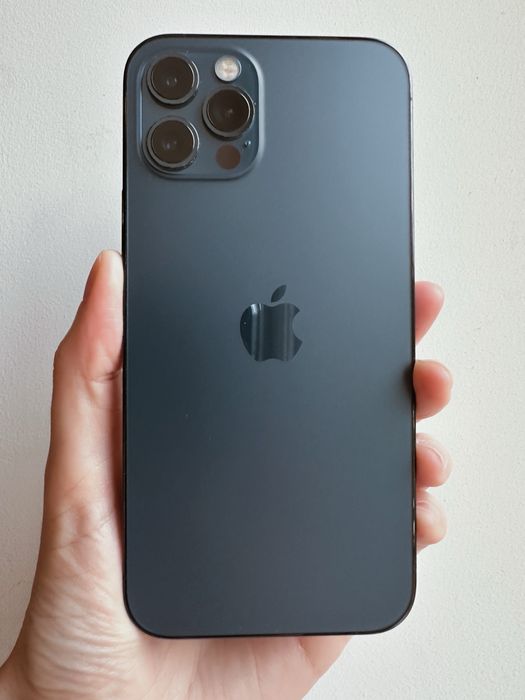 IPhone 12 Pro 512GB в идеальном состоянии