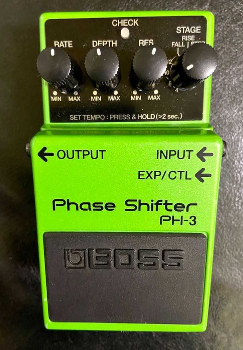 Boss DS-1 distortion FV-500H PH-3 phaser SD-1 OD-20 overdrive pedal