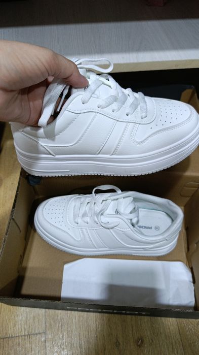 Белые подростковые кеды уни