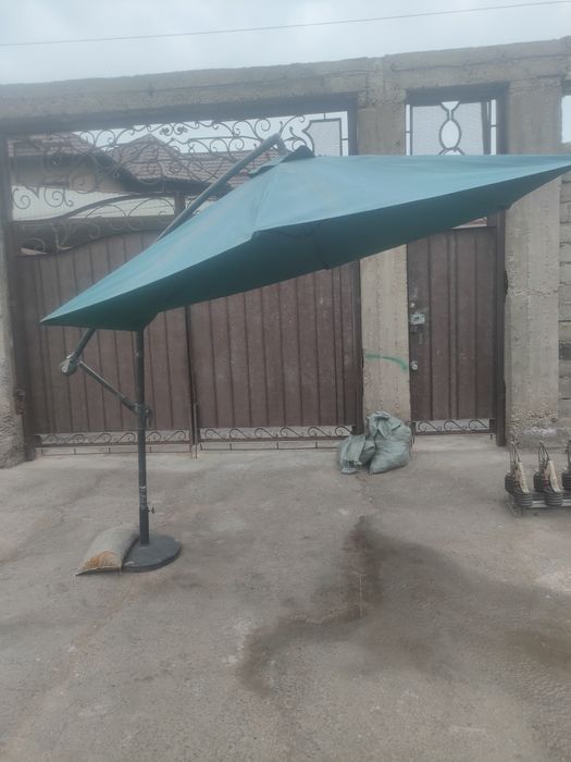 Зонт для двора и пляжа