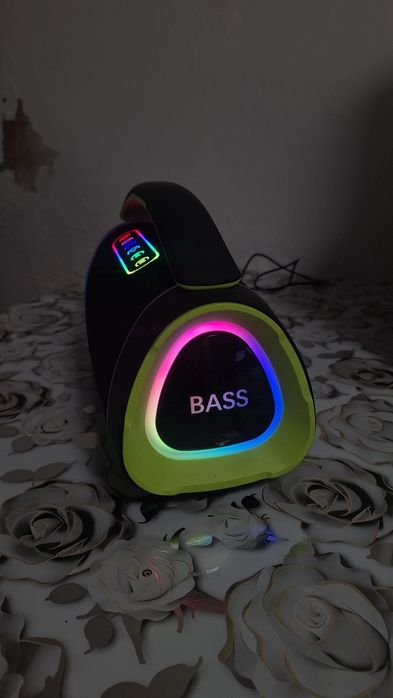 Блютуз колонка BASS