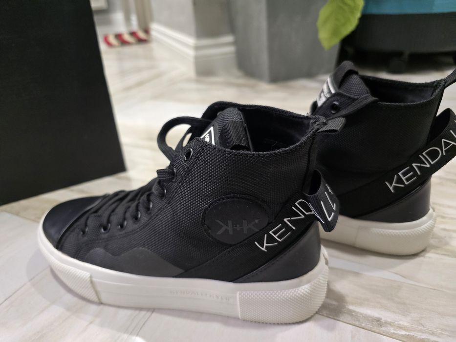 Дамски обувки KENDALL+KAYLE, 38 номер