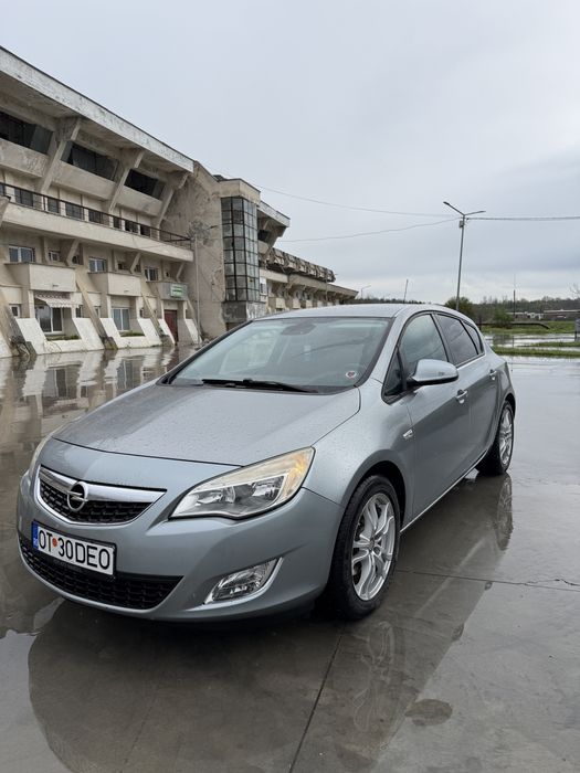 Opel Astra J CDTI