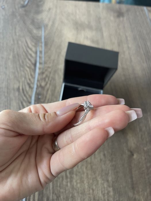 Inel argint pietre zirconiu inimioara