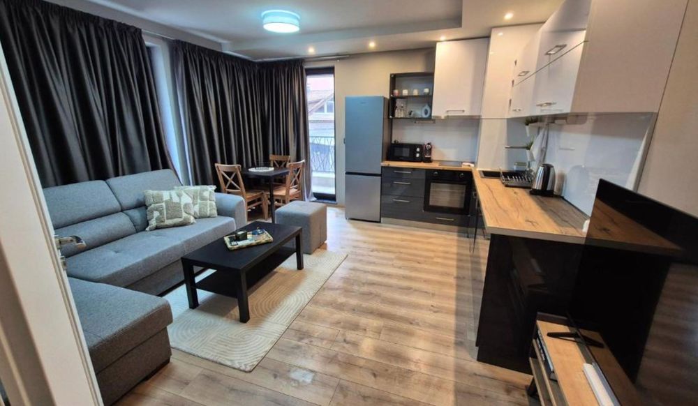 Двустаен апартамент под наем 560 евро