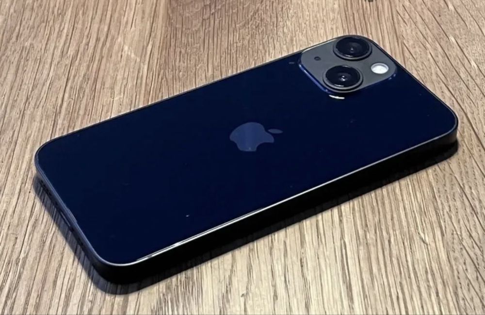 Iphone 13 128gb. цвет midnight