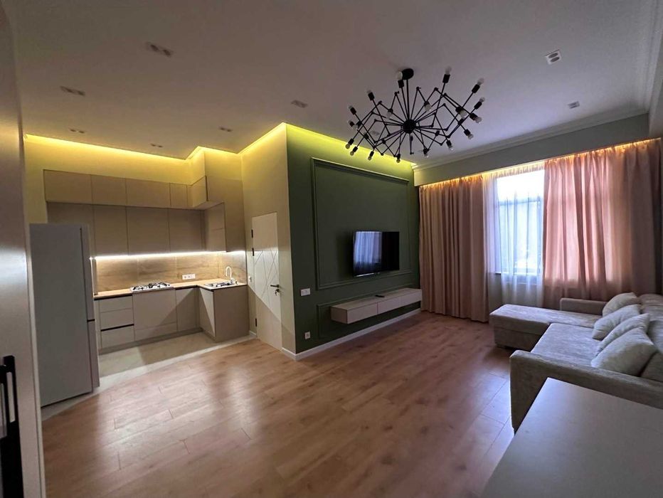 продаю квартиру  safia 2 комнаты  кирпич 45м2 лисунова*