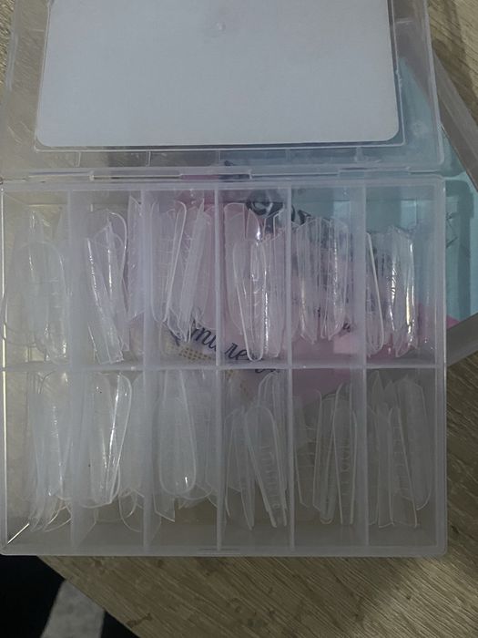 Вещи для маникюра