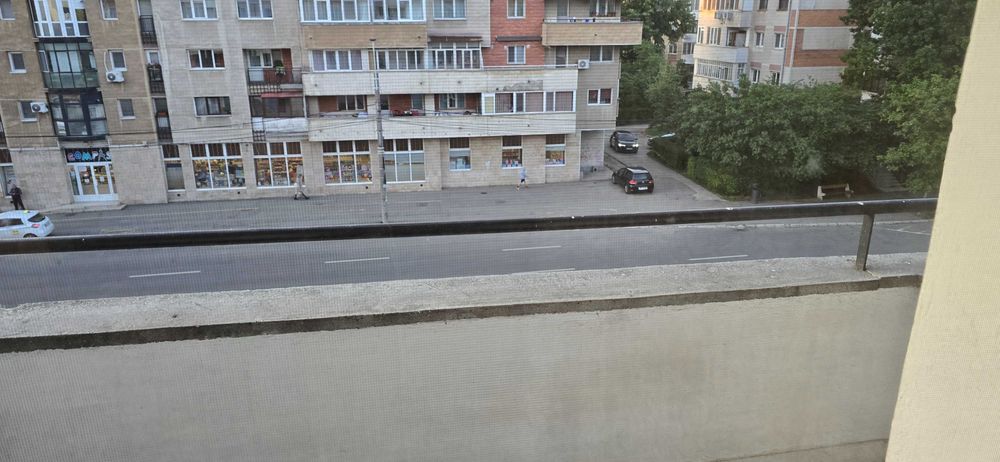 Inchiriez Apartament 2 Camere Ultracentral cu Balcon