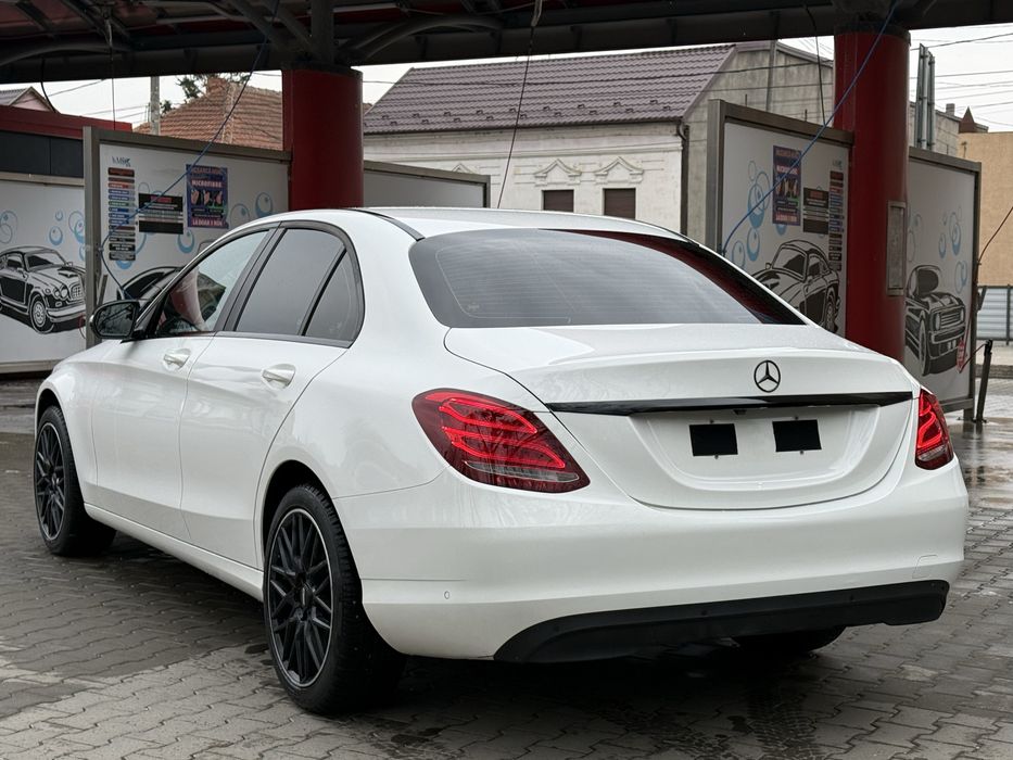 Mercedes-Benz C class 2.2cdi 170cp 7g-tronic led carplay