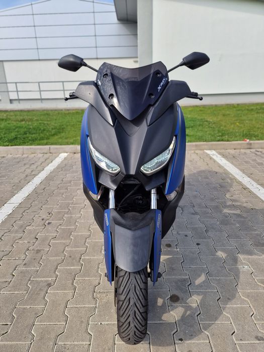 Yamaha x-max 300