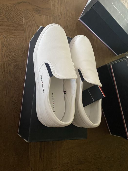 tommy hilfiger vulcanized canvas sneaker