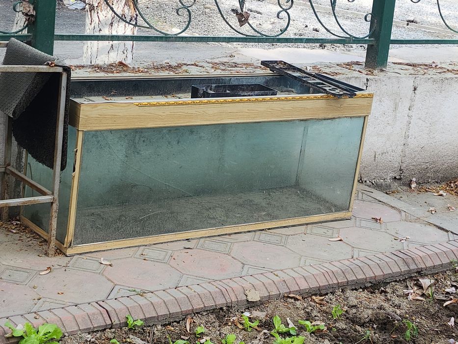 Аквариум большой