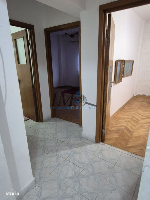 Apartament cu 4 camere de vanzare in Blaj
