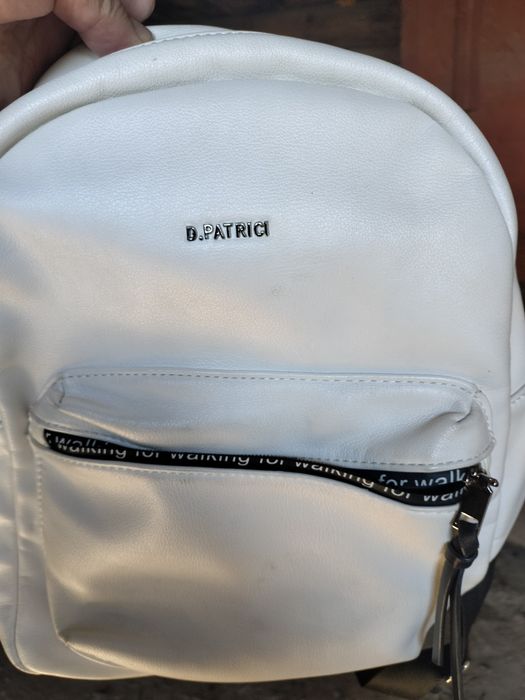 Сөмкелер сатылады