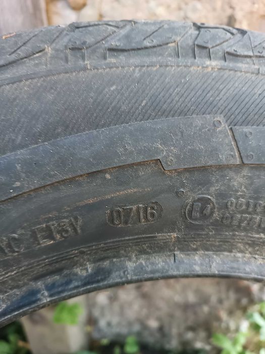 Гума 195/70 15c Uniroyal