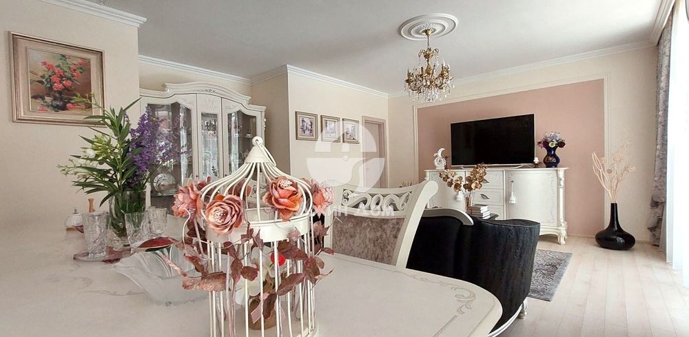 Продава се Къща в Бургас, Сарафово - 134 кв.м за 2724 €/кв.м - Снимка #1