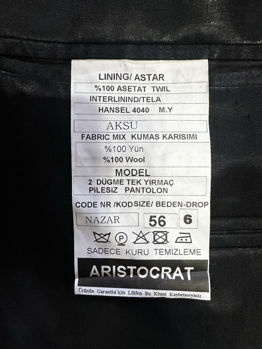 Продам костюм 56 размер б/у