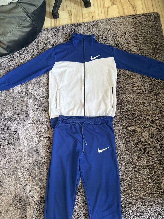 Спортен екип Nike
