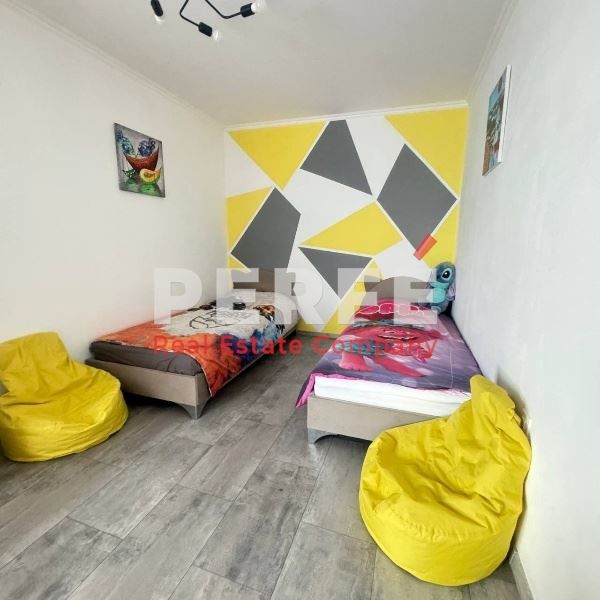 Продава се Тристаен апартамент в Бургас, Зорница - 86 кв.м за 2733 €/кв.м - Снимка #5