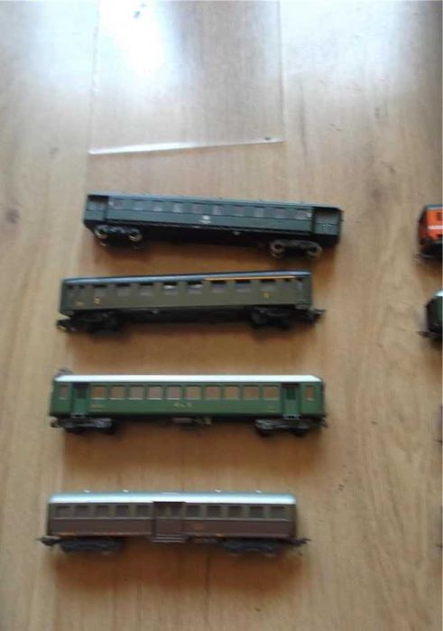 vagoane de calatori si marfa pentru trenulet HQ-16,5 mm-1:87