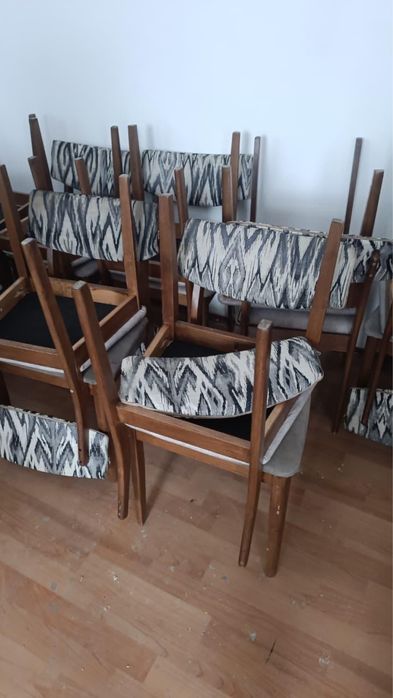 Стулья бу срочно продам