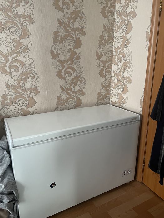 Продам морозильник