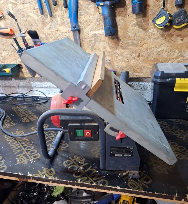 Настолен цирколяр енхел