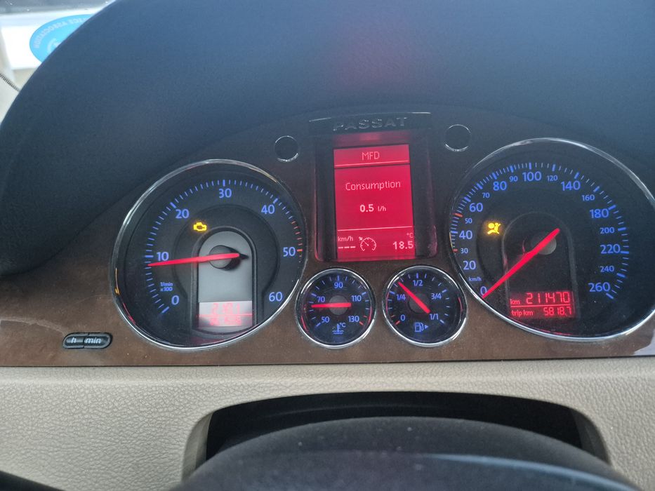 Vând Passat b6 2.0 tdi 2005