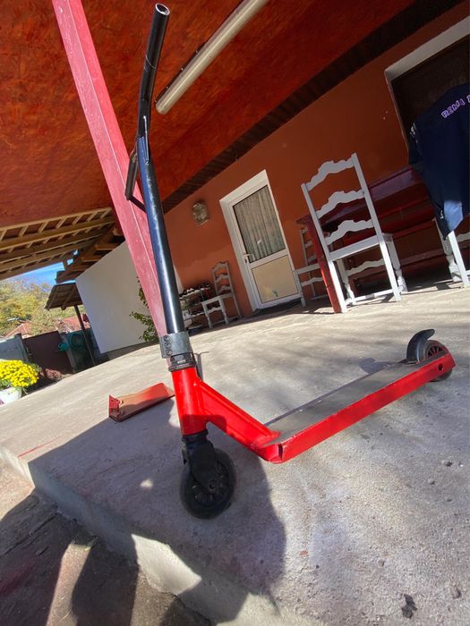 BMX Oxelo Rosu|Nou|Se da la pachet cu trotinet freestyle Oxelo Rosie!