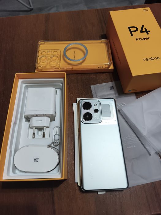 Realme P4 Power 10001 мАч Dimensity 7400 Ultra