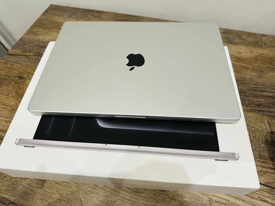 Macbook Pro 16 M3 Pro 36/512 Silver